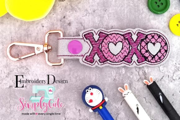 ITH Keychain XOXO Valentine